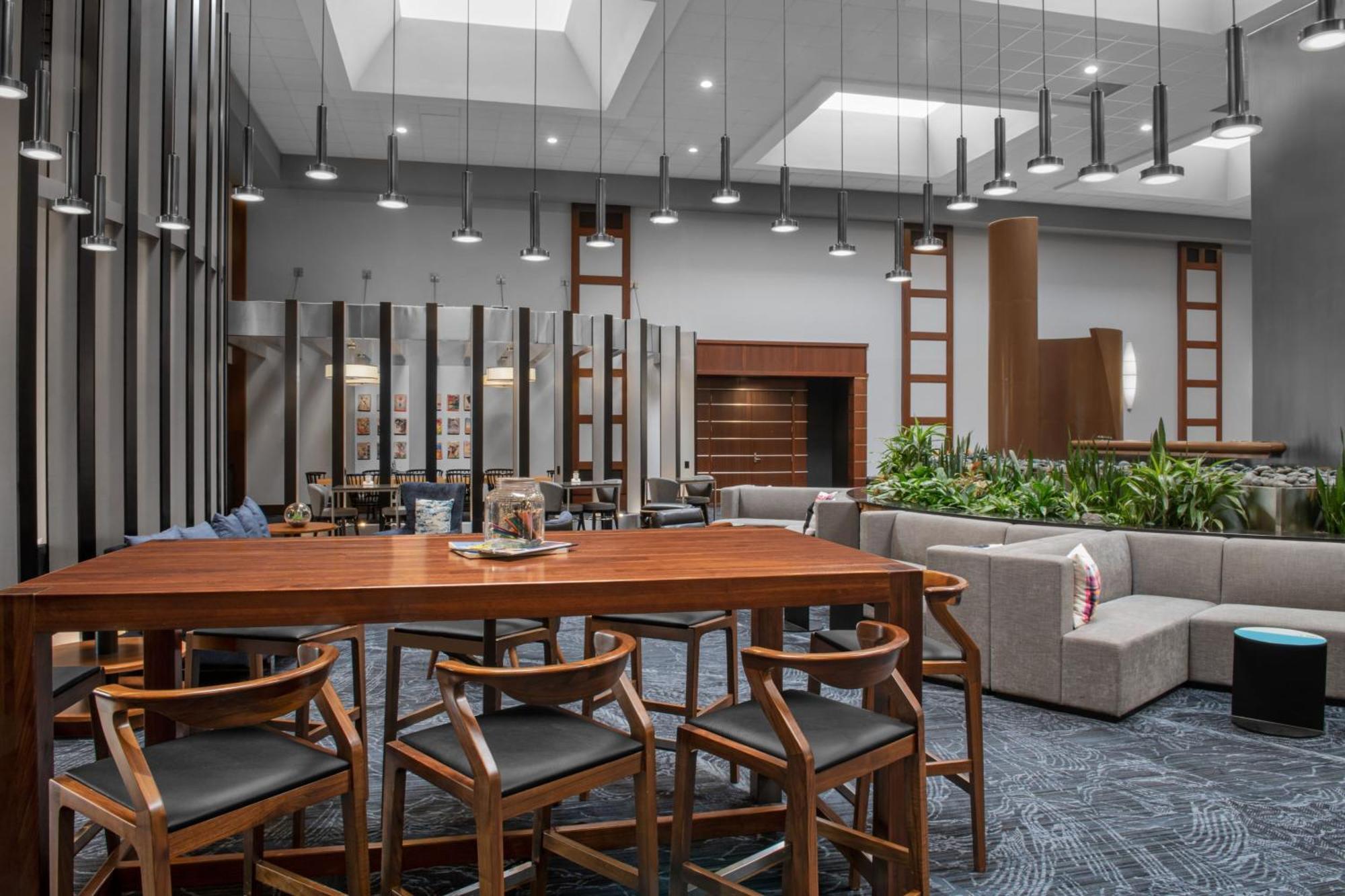 Renaissance Indianapolis North 4*