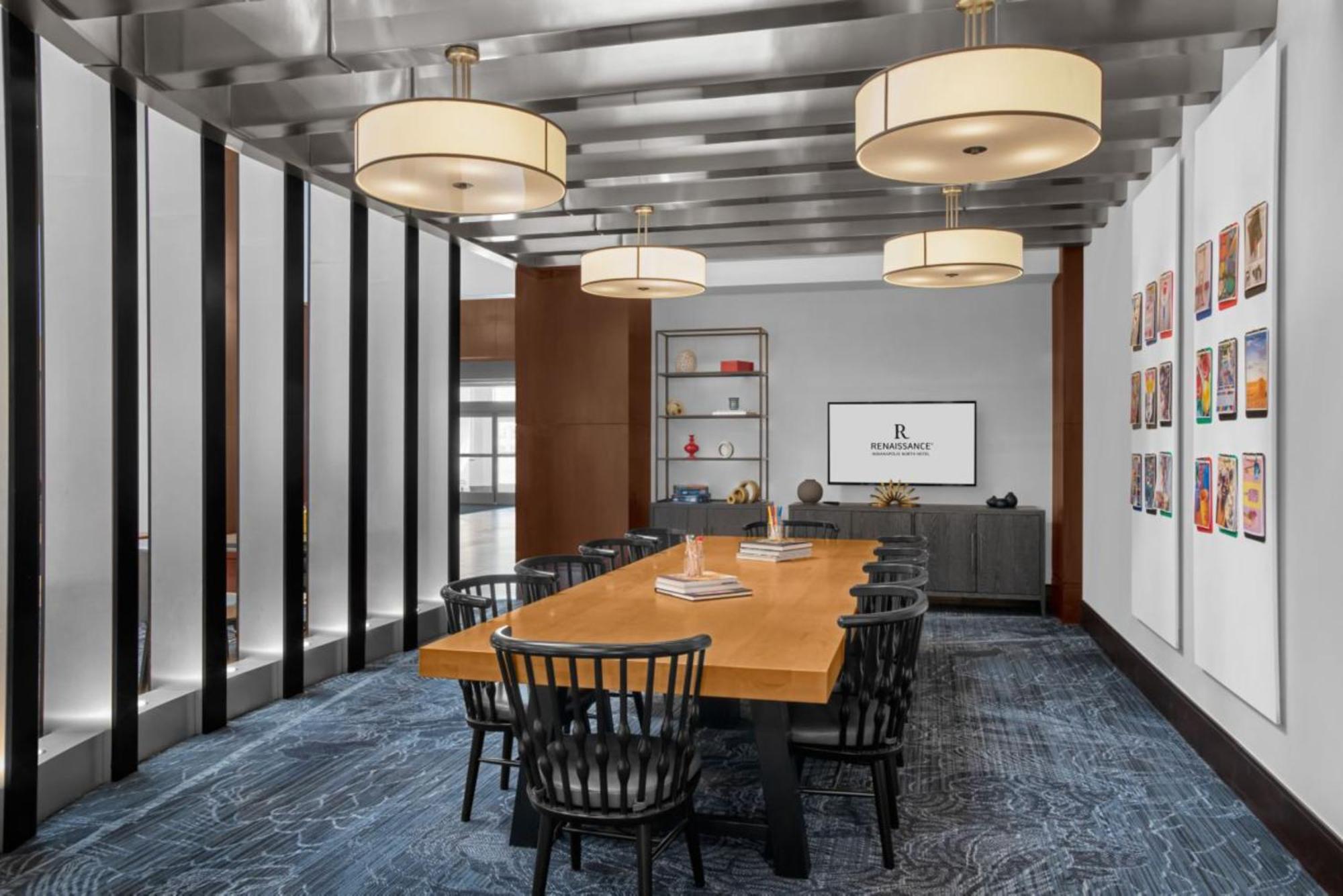 Hotel Renaissance Indianapolis North 4*