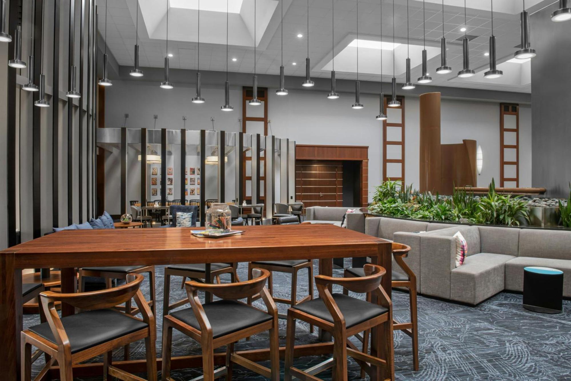 Hotel Renaissance Indianapolis North